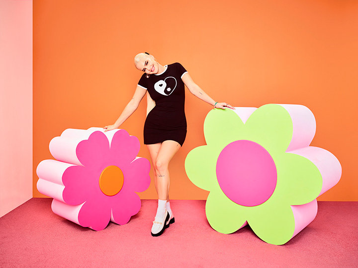 New Look x Anne-Marie Spring 2022 women model