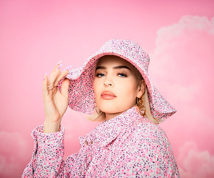 New Look x Anne-Marie Spring 2022 women model