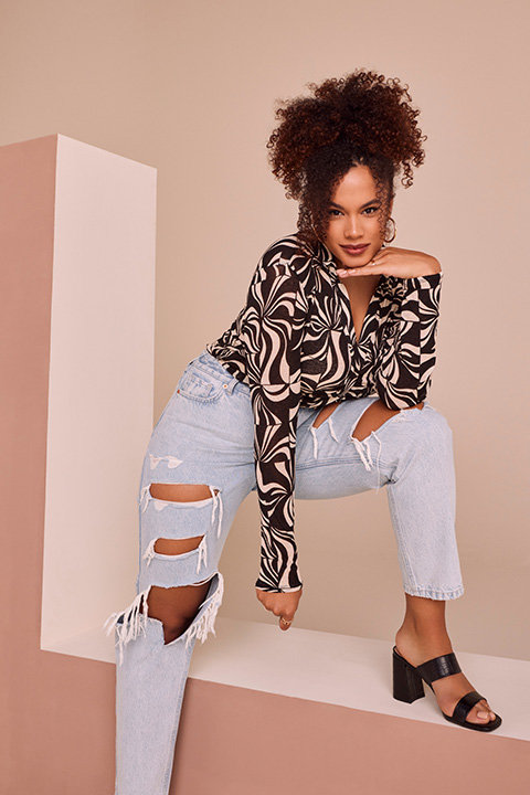 Denim Influencer Edit Pre-Spring 2022 women model