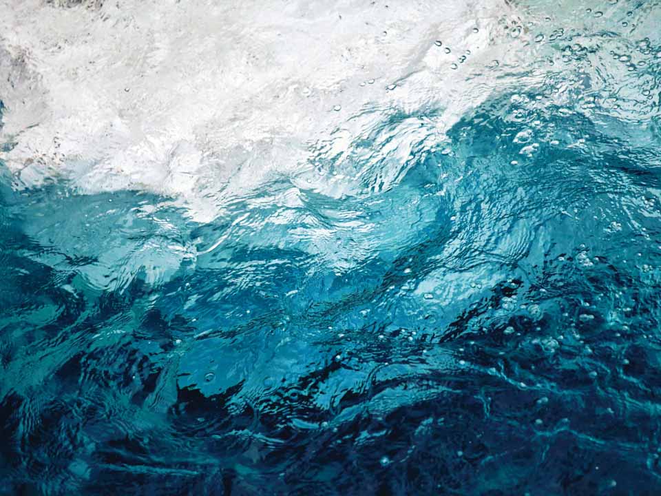 Flowing water 