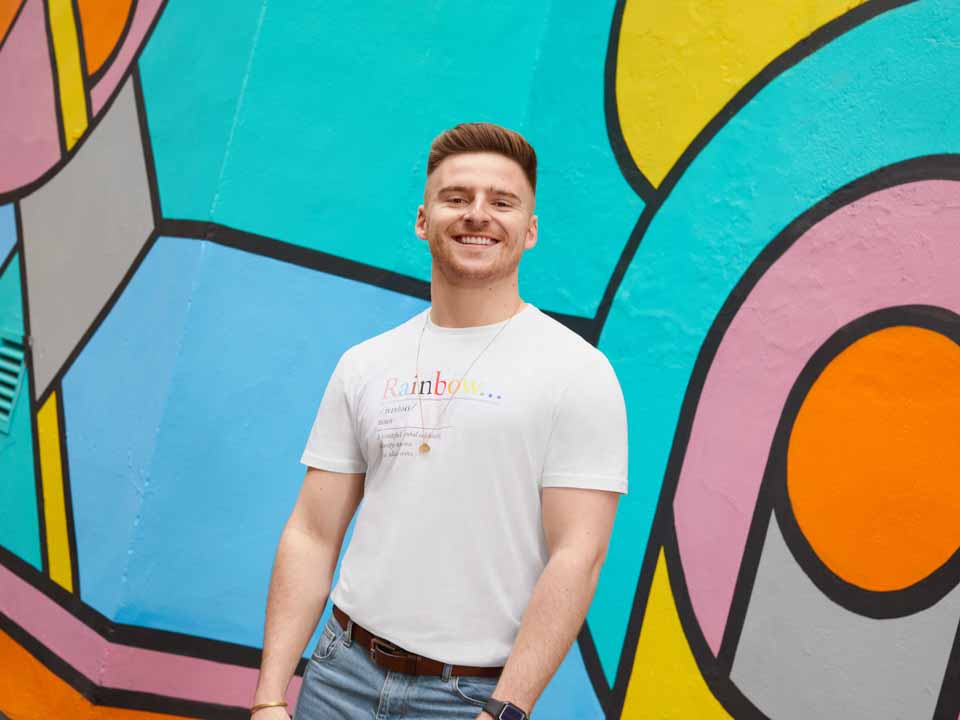 Rainbow t shirt model. Graffiti 